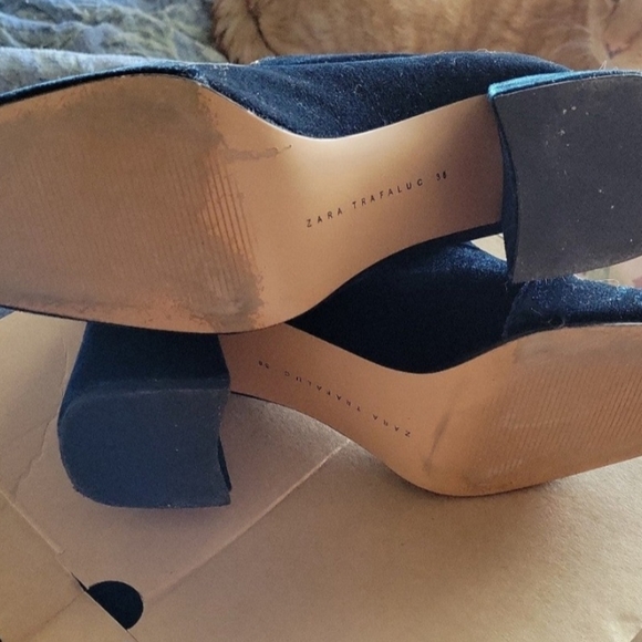 Booties - Picture 3 of 4